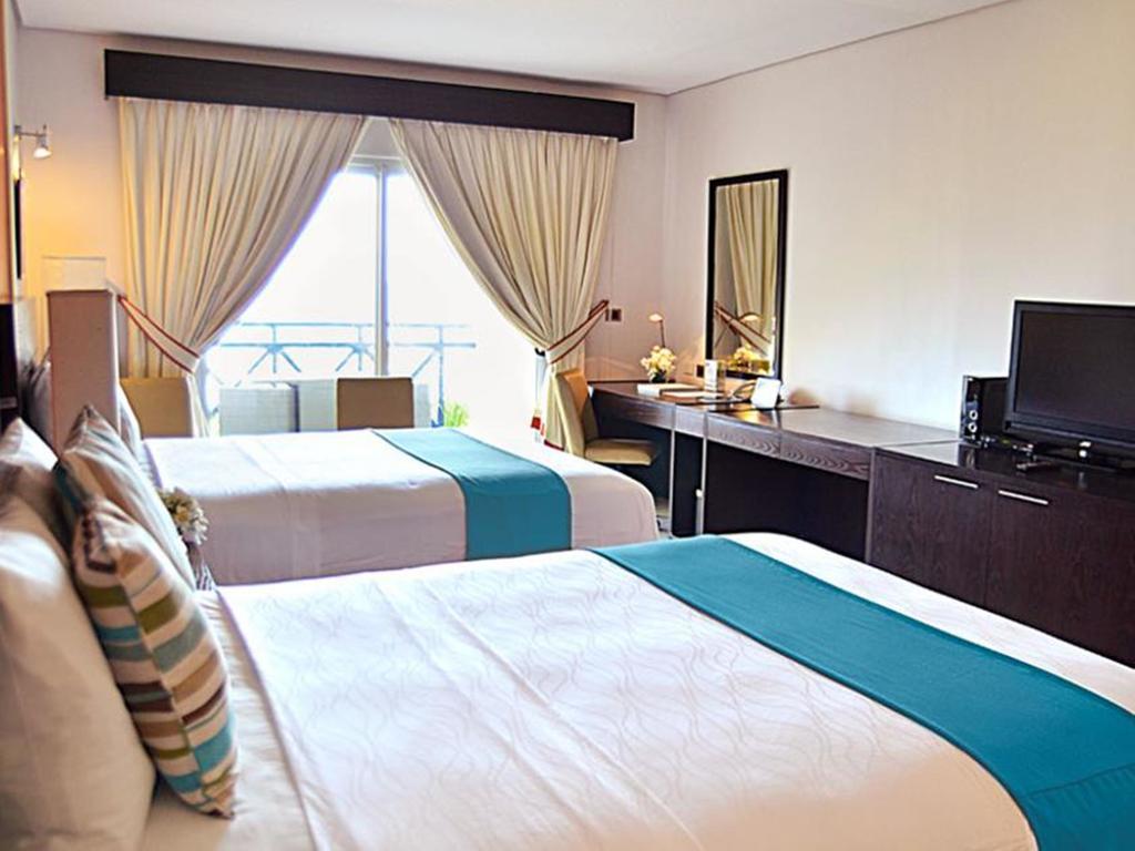 Thunderbird Resorts - Poro Point San Fernando City  Eksteriør billede