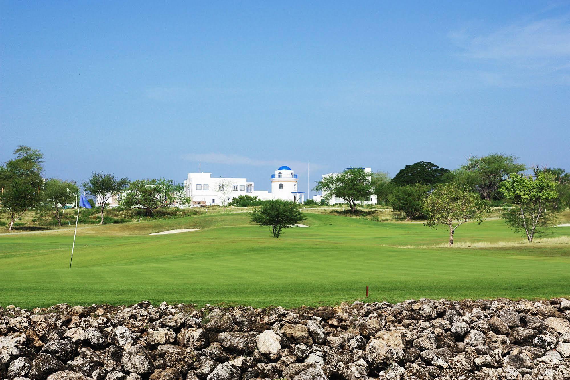Thunderbird Resorts - Poro Point San Fernando City  Eksteriør billede